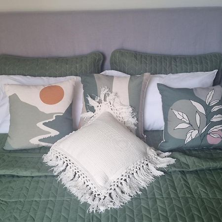 Casa Di Catalina Apartment Фавиняна Екстериор снимка