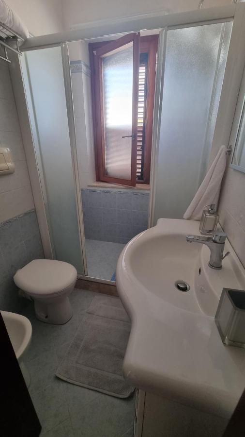 Casa Di Catalina Apartment Фавиняна Екстериор снимка